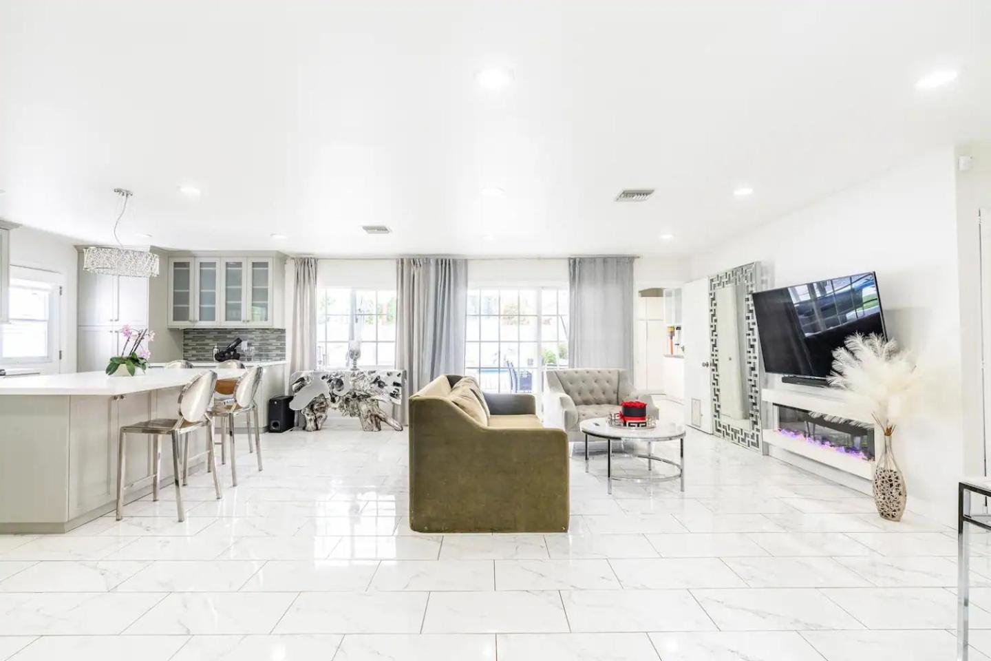New Luxury Entertaining House With Pool Sauna Tesla Charger Pets Ferienhaus Los Angeles